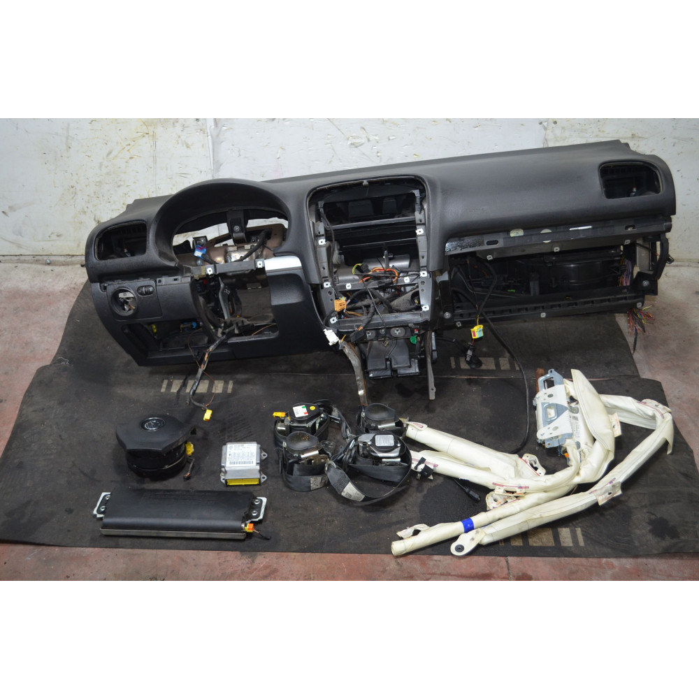 Kit airbag completo di cruscotto Volkswagen Golf VI Dal 2008 al 2014 Cod 3C8880201AA81U  1789716008010