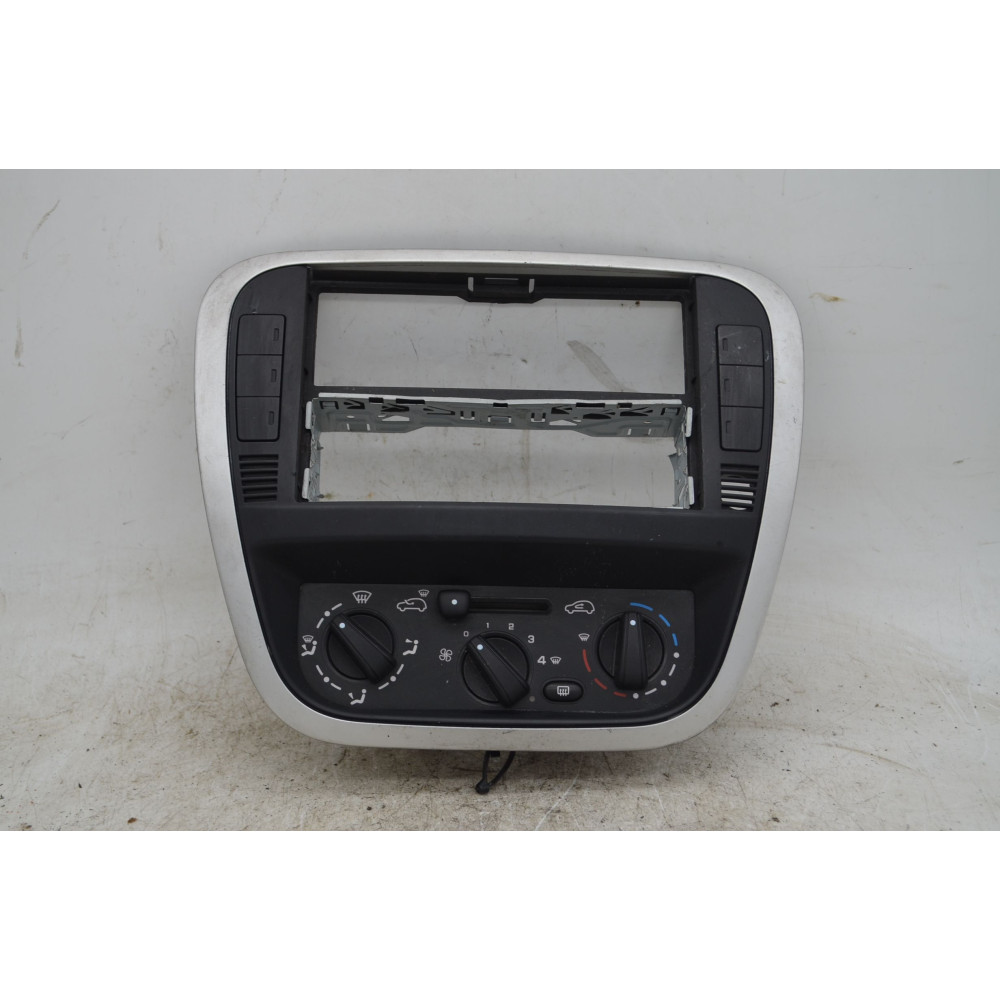 Rivestimento Centrale Cruscotto + Comandi Controllo Clima Citroen C3 I dal 2002 al 2009 Cod F664477S  1790148630311