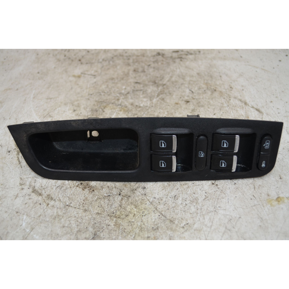 Pulsantiera Alzacristallo Anteriore SX DR 5 Dal 2020 in poi Cod T11-3746130ab  1790606284551